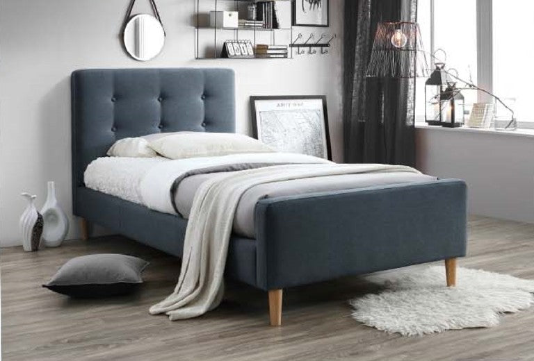 CAROLINE BED