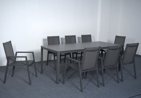 GINGER DINING TABLE 2000