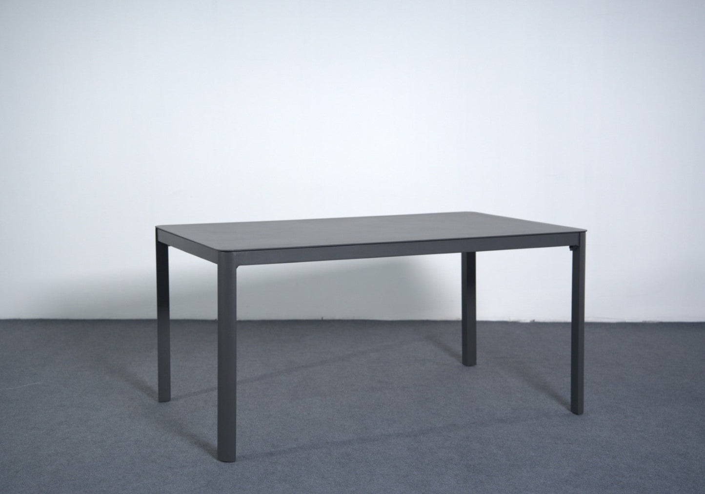 GINGER DINING TABLE 2000
