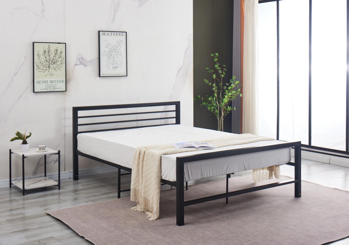 SHELLY BED